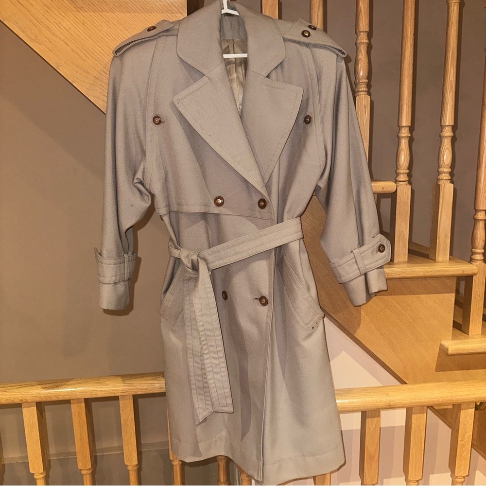 Light Beige Wool Classic Trench Coat with Belted Waist